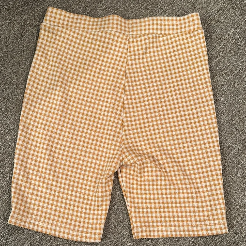 Gingham Tan/Dark Yellow Women's Shorts - Picture 2 of 11